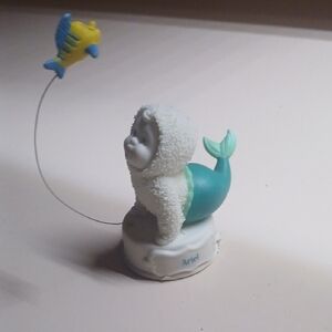 Disney Ariel Collectible Base
